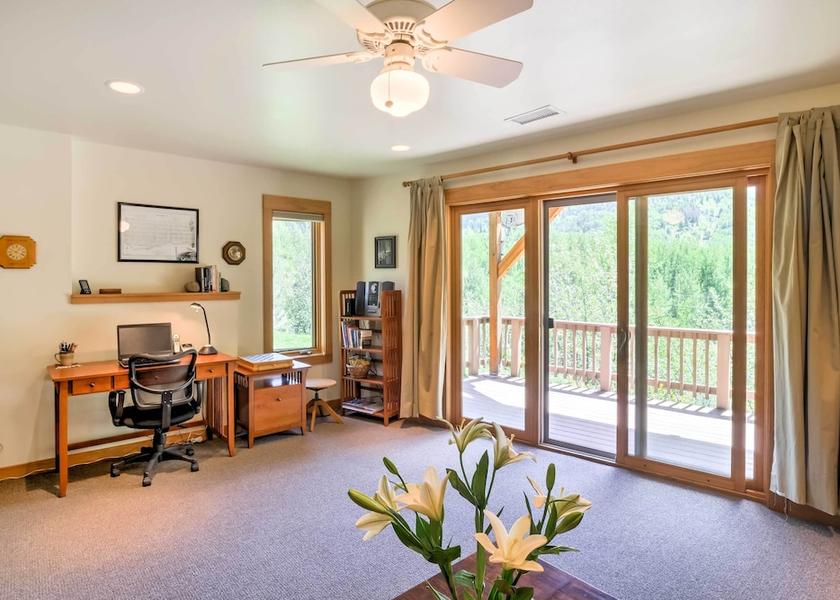 Colorado Carbondale Interior Entrance