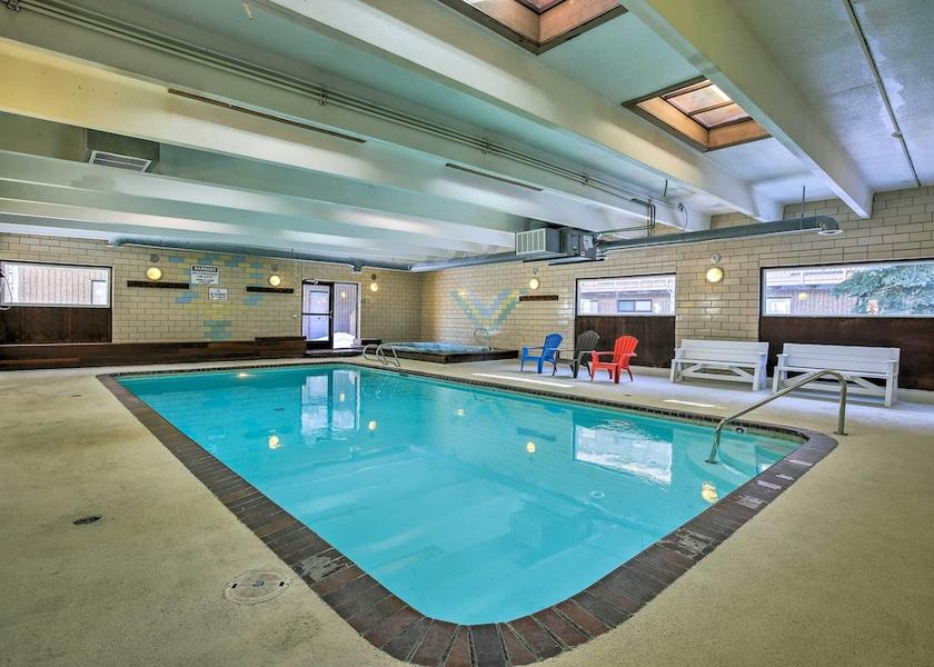 Colorado Frisco Interior Entrance