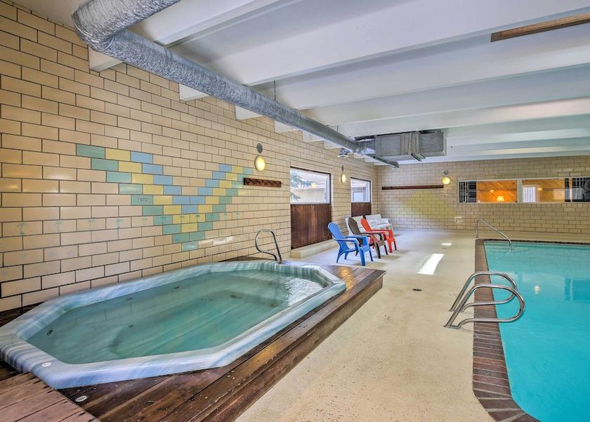 Colorado Frisco Interior Entrance