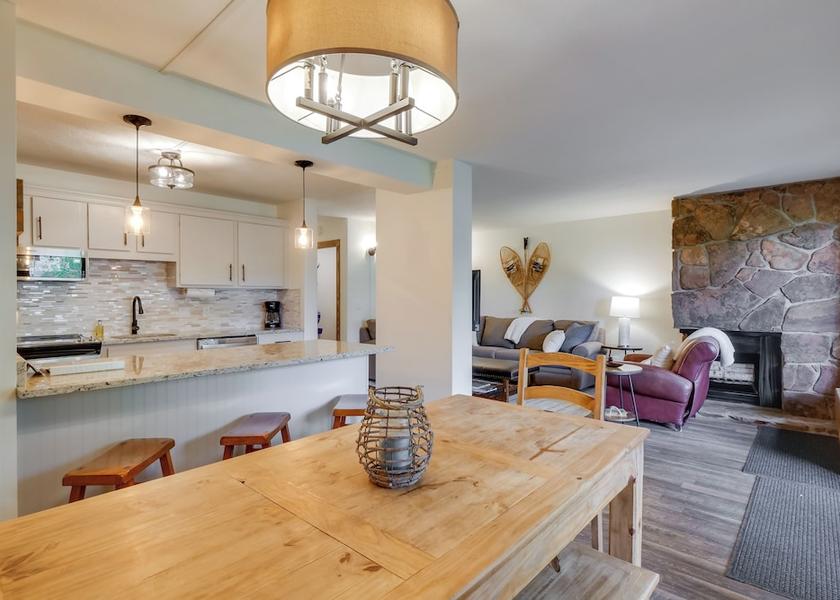 Colorado Frisco Interior Entrance