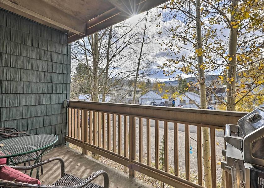 Colorado Frisco Interior Entrance