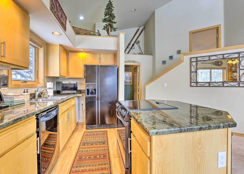 Colorado Frisco Interior Entrance