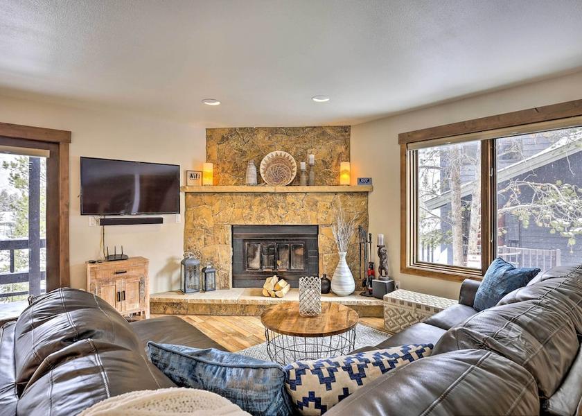 Colorado Frisco Interior Entrance