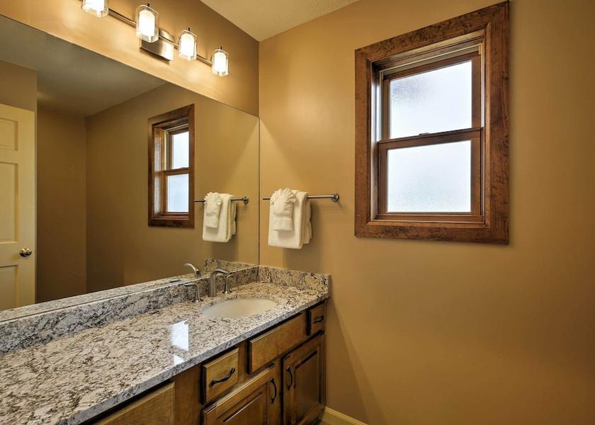 Colorado Frisco Interior Entrance