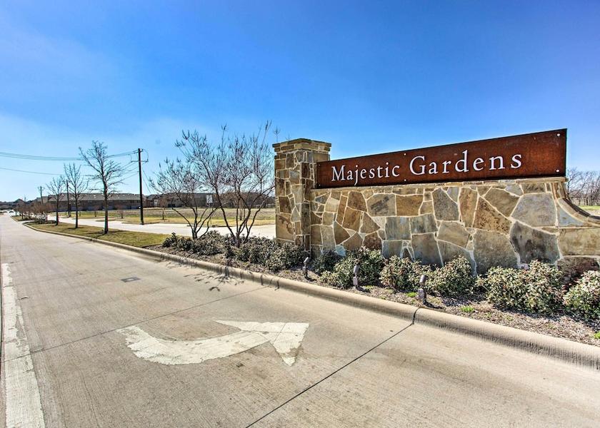 Colorado Frisco Interior Entrance