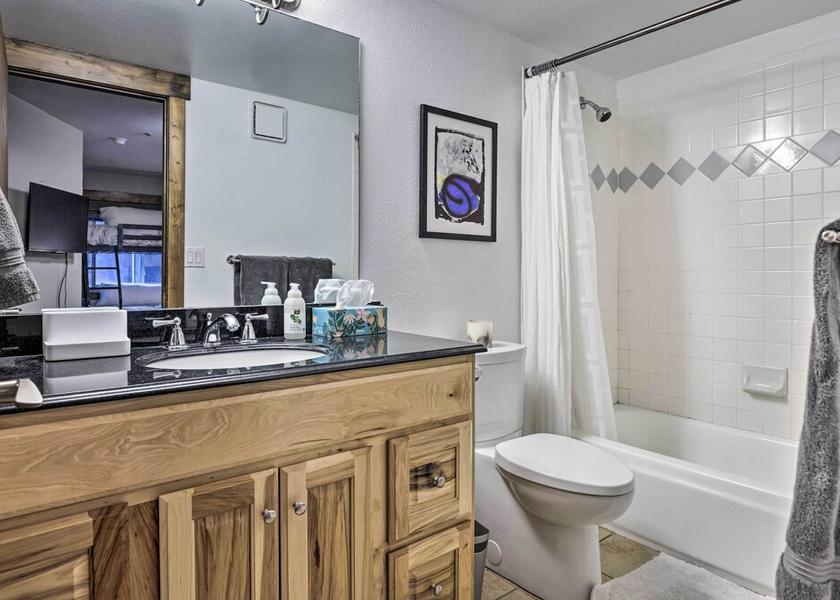 Colorado Frisco Interior Entrance