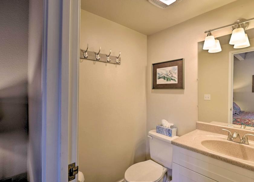 Colorado Frisco Interior Entrance