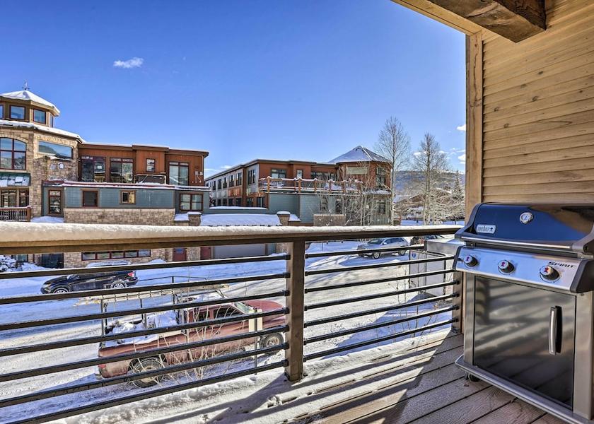 Colorado Frisco Interior Entrance