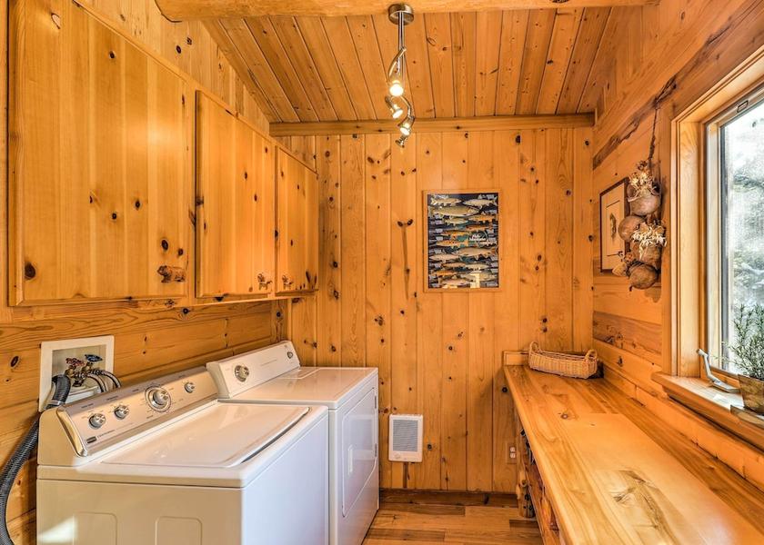 Montana Essex Interior Entrance