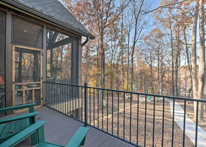 South Carolina Seneca Interior Entrance