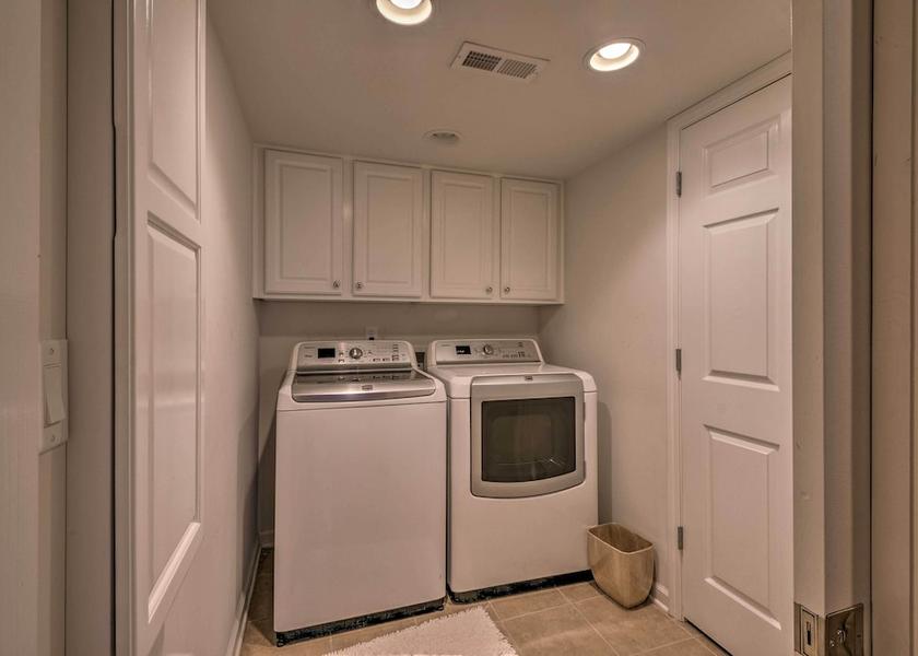 South Carolina Seneca Interior Entrance