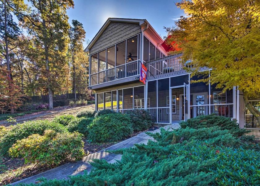 South Carolina Seneca Primary image