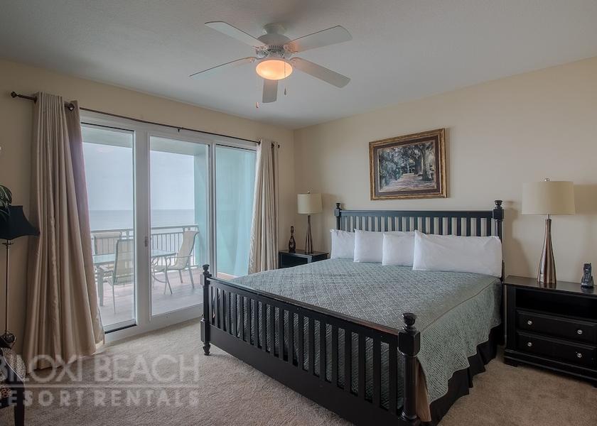 Mississippi Gulfport Room