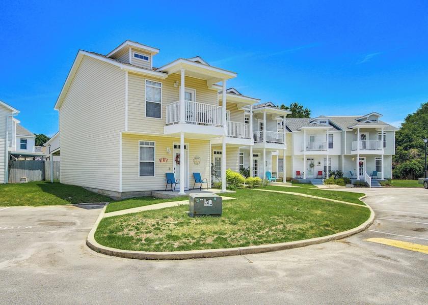 Mississippi Gulfport Interior Entrance