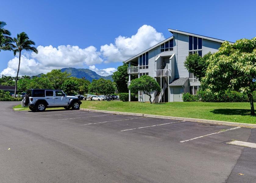 Hawaii Princeville Exterior Detail