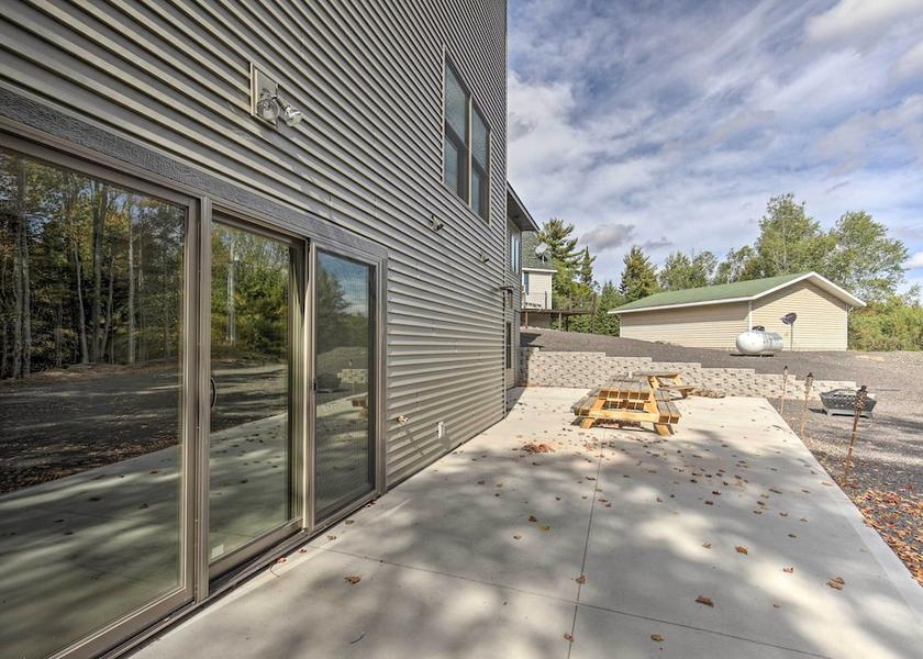 Michigan Hurley Interior Entrance