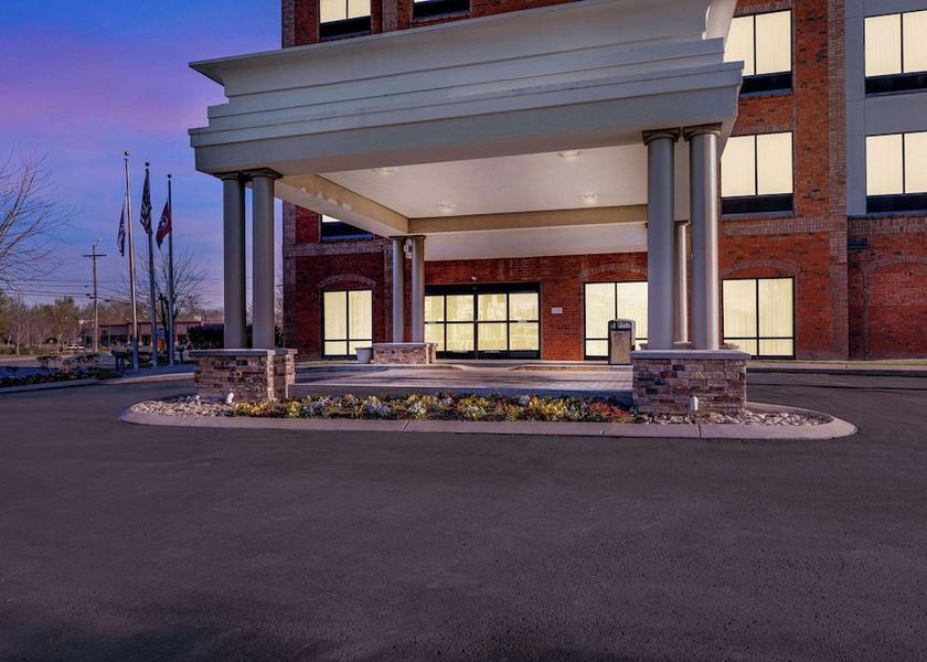 Tennessee Murfreesboro Exterior Detail