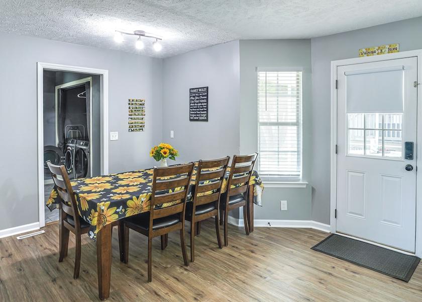 Tennessee Murfreesboro Interior Entrance