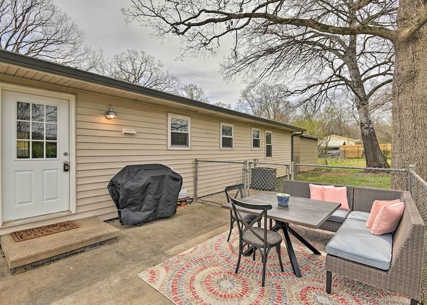 Tennessee Murfreesboro Interior Entrance