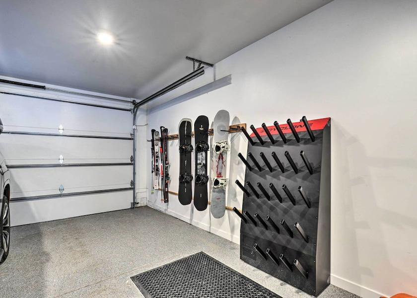 Kentucky Park City Interior Entrance