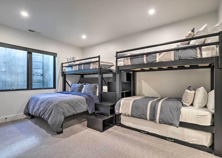 Kentucky Park City Interior Entrance