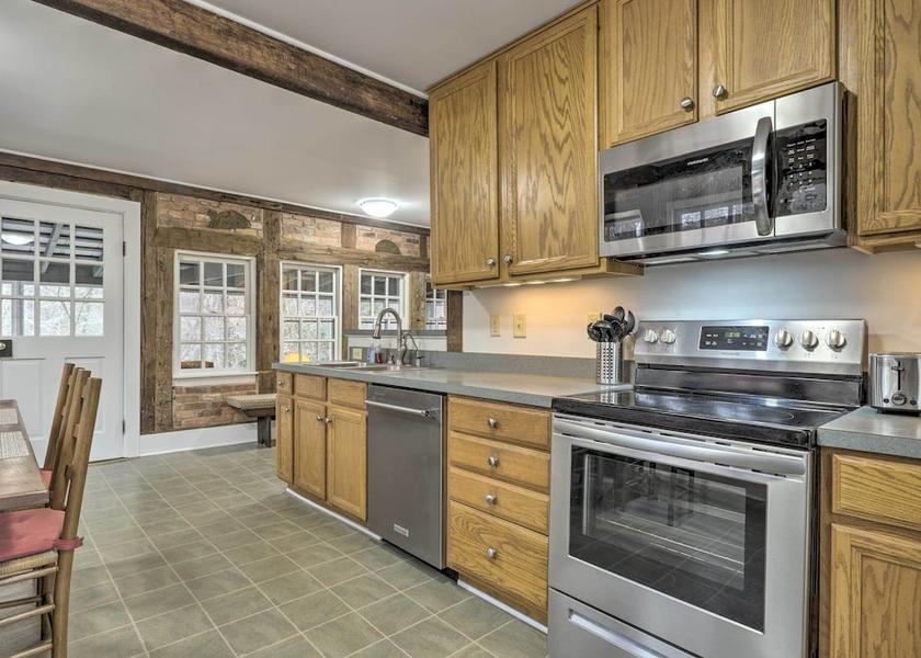 North Carolina Pittsboro Interior Entrance