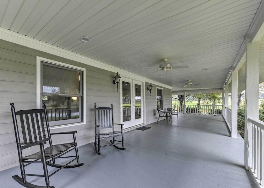 North Carolina Pittsboro Interior Entrance