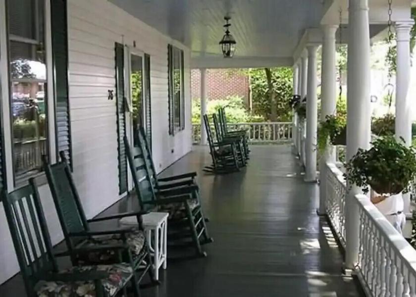 North Carolina Pittsboro Terrace