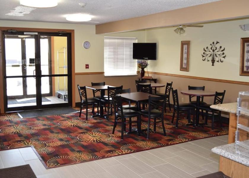 Iowa Nevada Breakfast Area