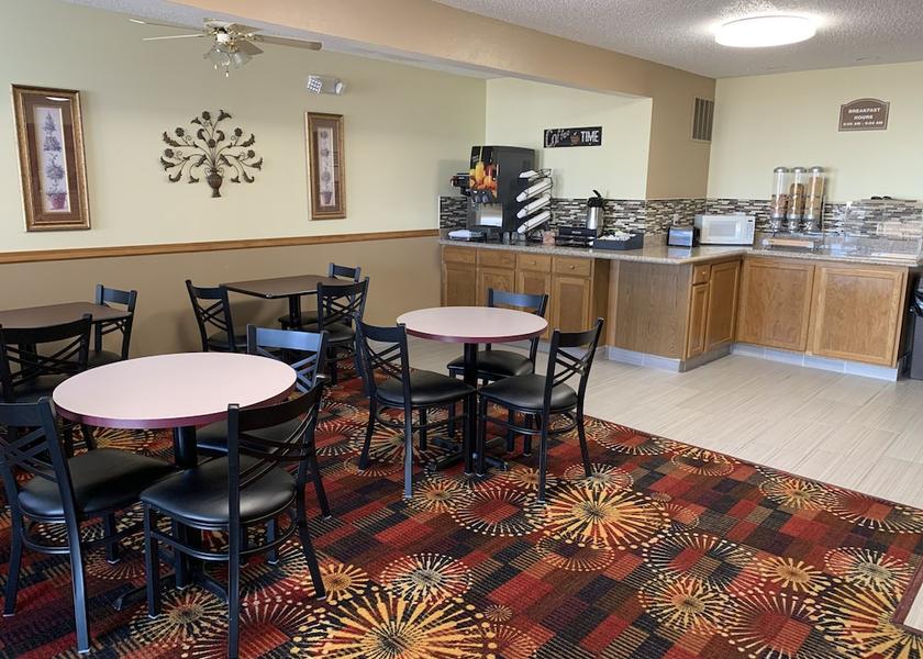Iowa Nevada Breakfast Area