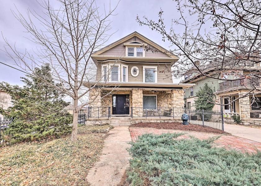 Kansas Kansas City Interior Entrance