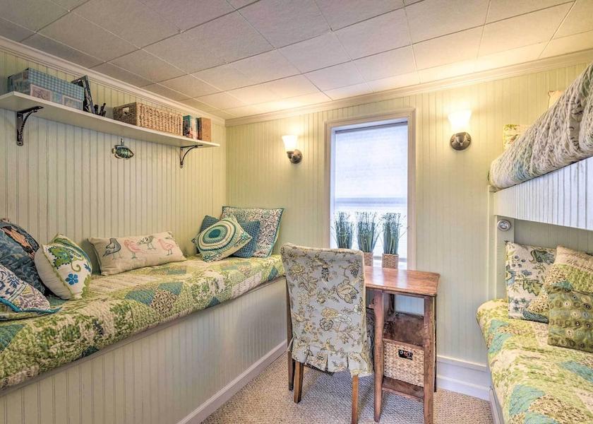 Ohio Kent Interior Entrance