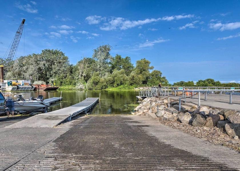 Ohio Kent Interior Entrance