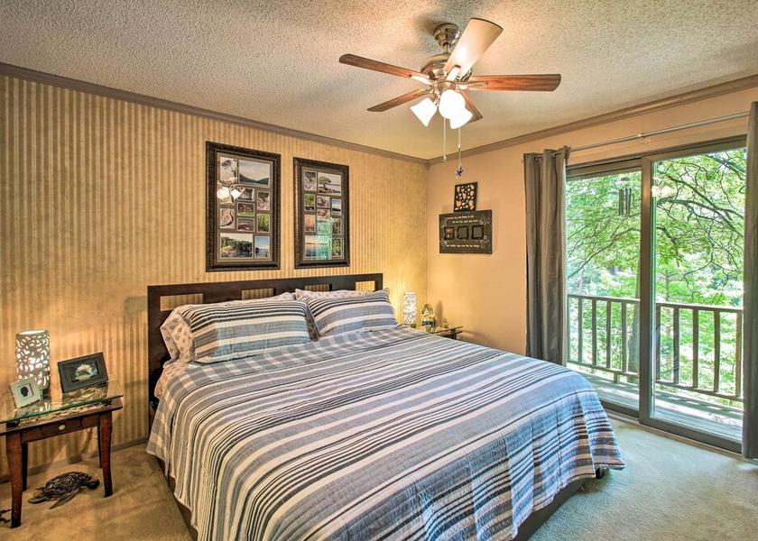 Arkansas Mount Ida Interior Entrance