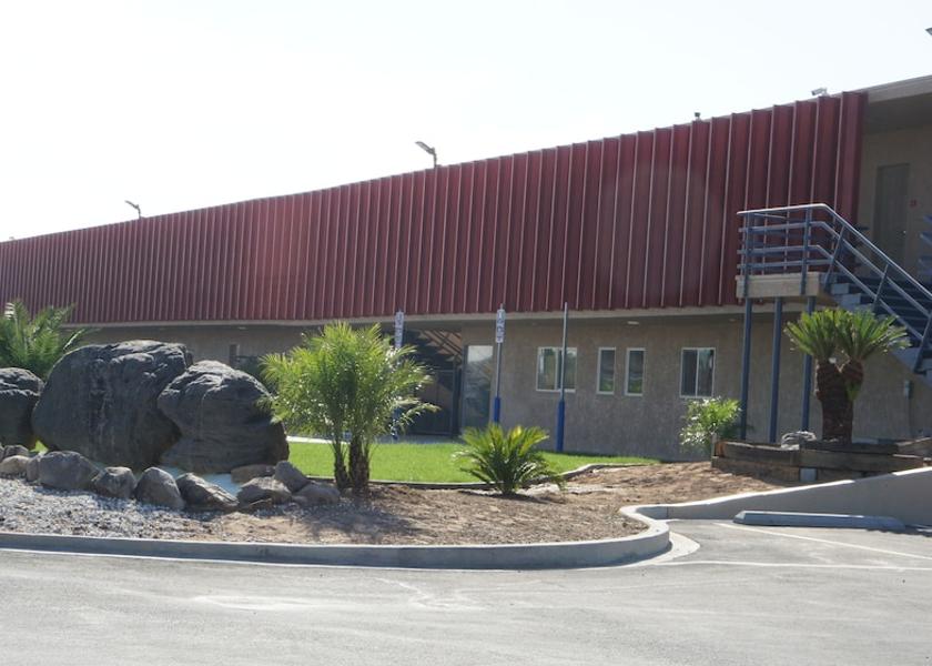 California Apple Valley Exterior Detail