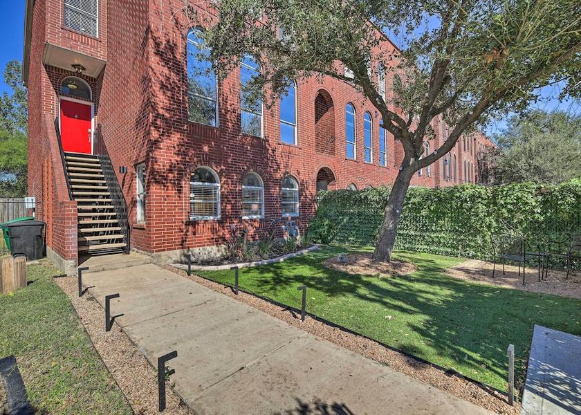 Texas Houston Primary image