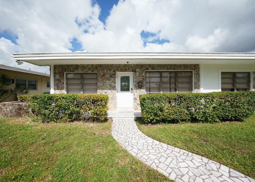 Florida Miami Gardens Facade