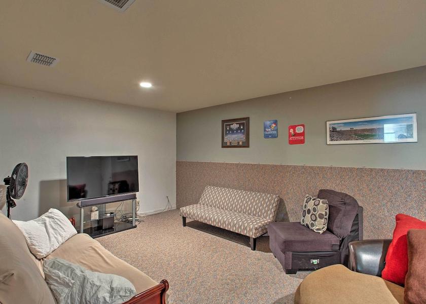 Texas Lindale Interior Entrance