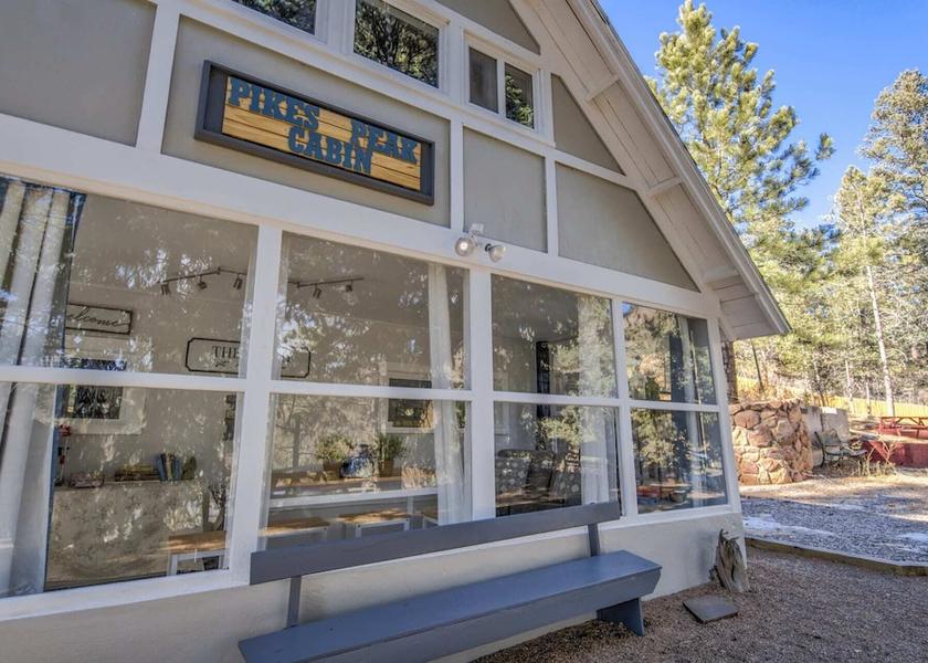 Colorado Cascade Exterior Detail