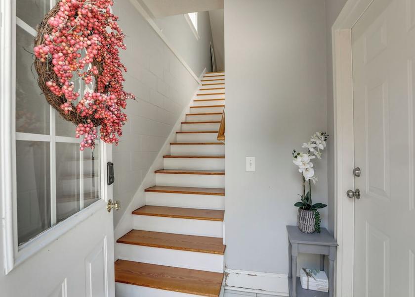 South Carolina Summerville Interior Entrance