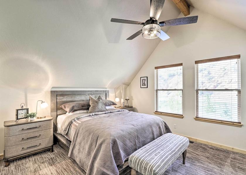 Kansas Oakley Interior Entrance