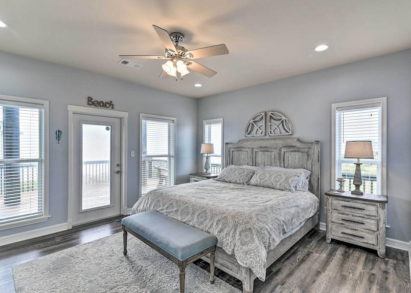 Texas Port Bolivar Interior Entrance