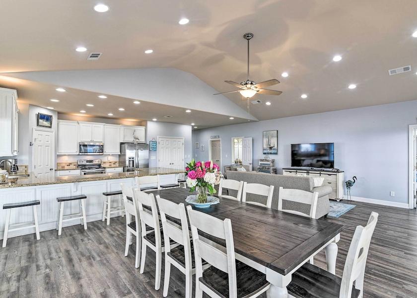 Texas Port Bolivar Interior Entrance