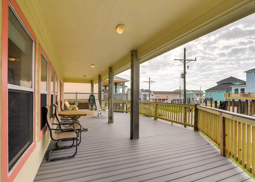 Texas Port Bolivar Interior Entrance