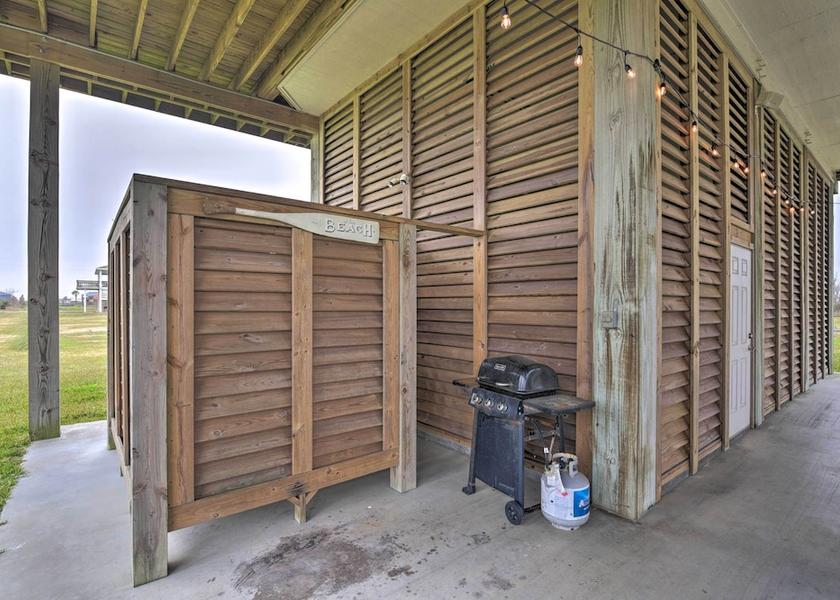 Texas Port Bolivar Interior Entrance