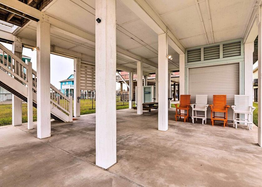 Texas Port Bolivar Interior Entrance