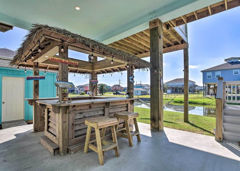 Texas Port Bolivar Interior Entrance