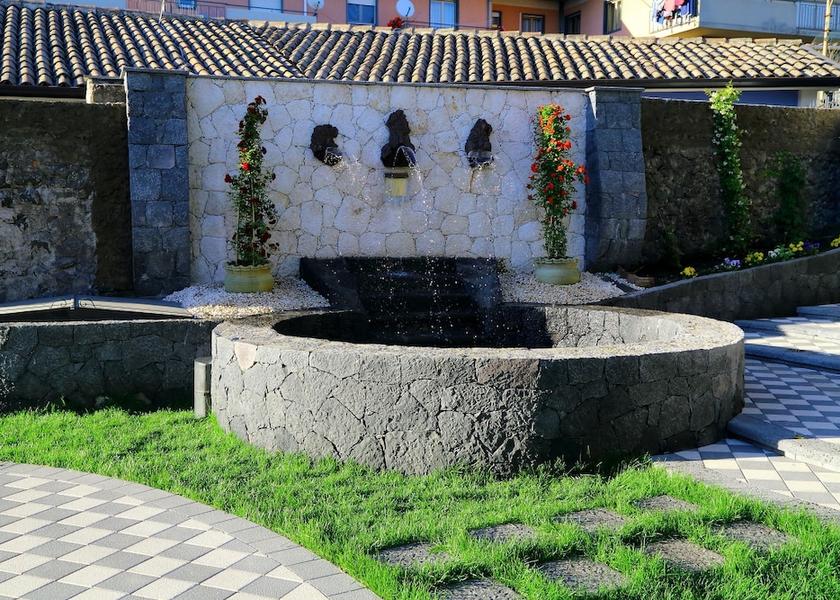 Sicily Tremestieri Etneo Exterior Detail