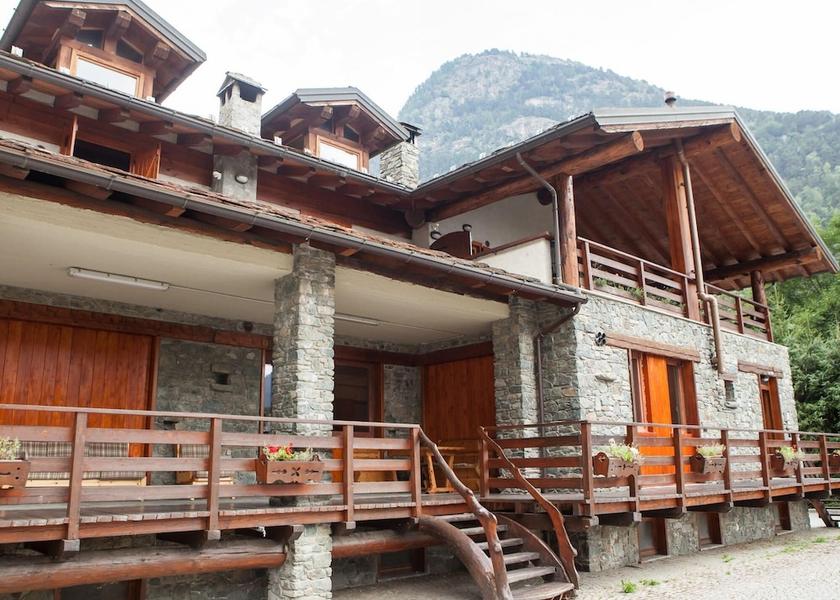 Valle d'Aosta Antey-Saint-Andre Room