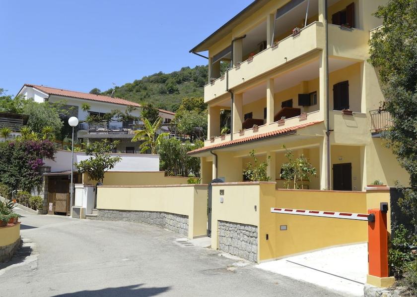 Tuscany Campo nell'Elba Exterior Detail